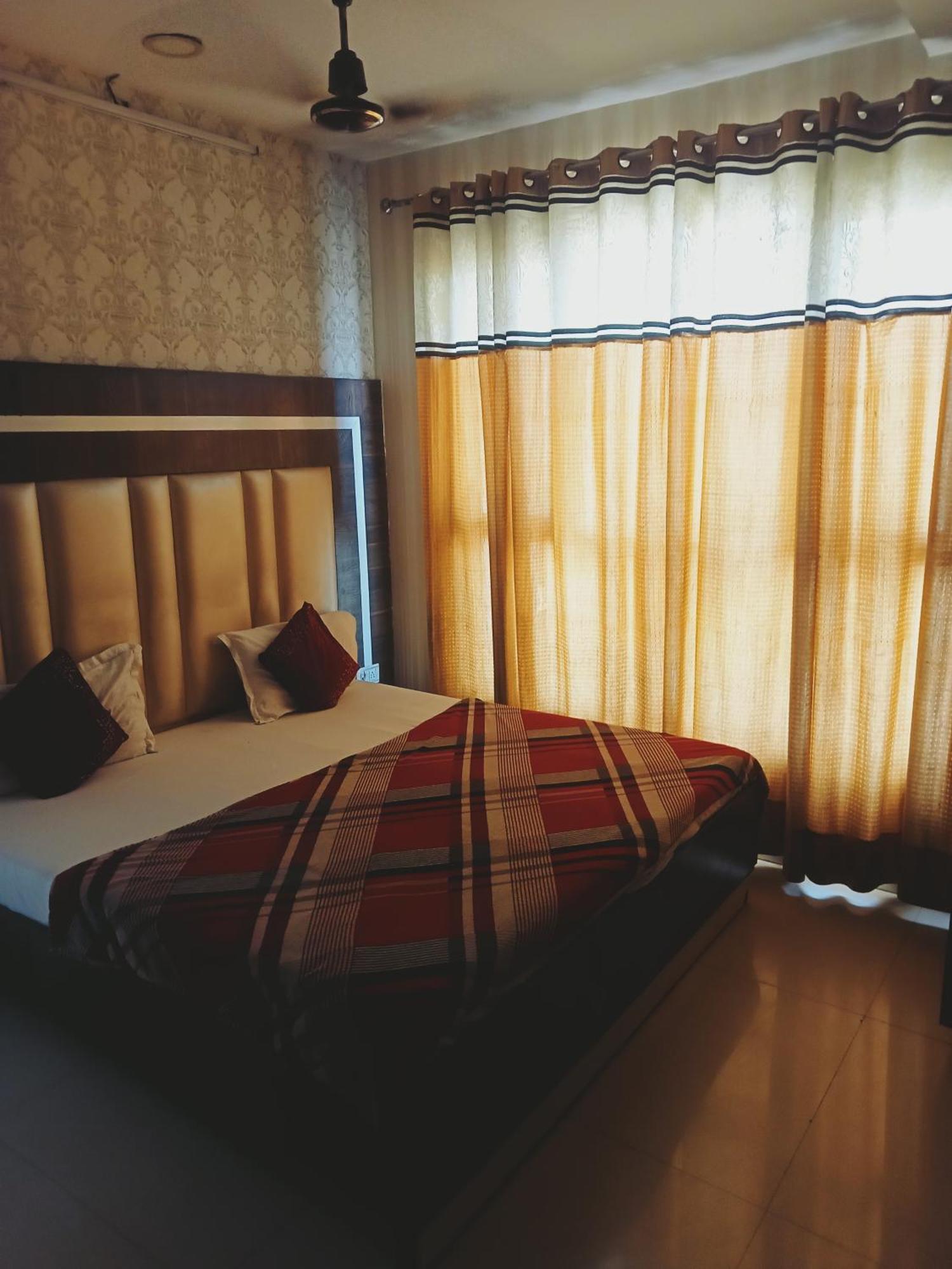 Hotel Robin Inn Amritsar Exterior foto